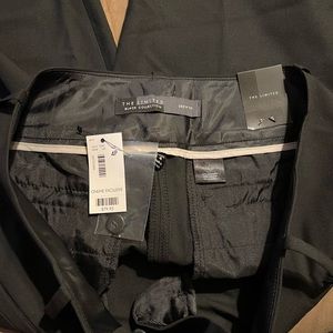 The Limited Black collection Drew fit pants NWT. Size 4